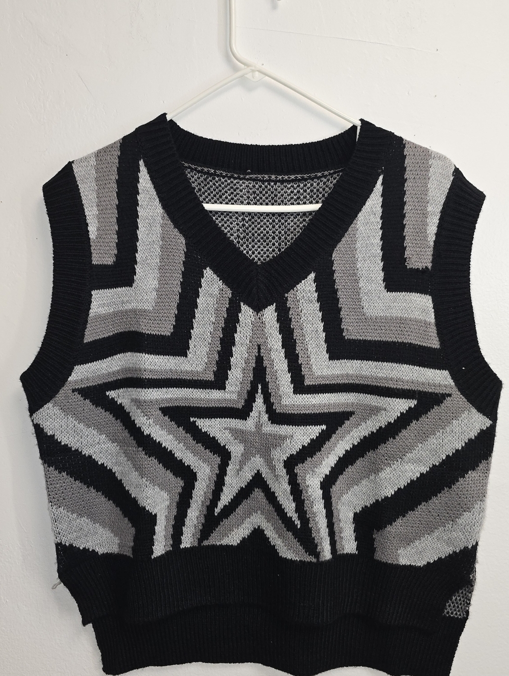 Shein Star Knit Crop Vest Black Gray Sleeveless Size S - Picture 2 of 5